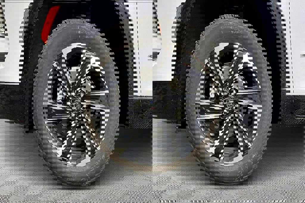 New 2026 Buick Enclave Sport Touring w/ Power Package FWD image 12