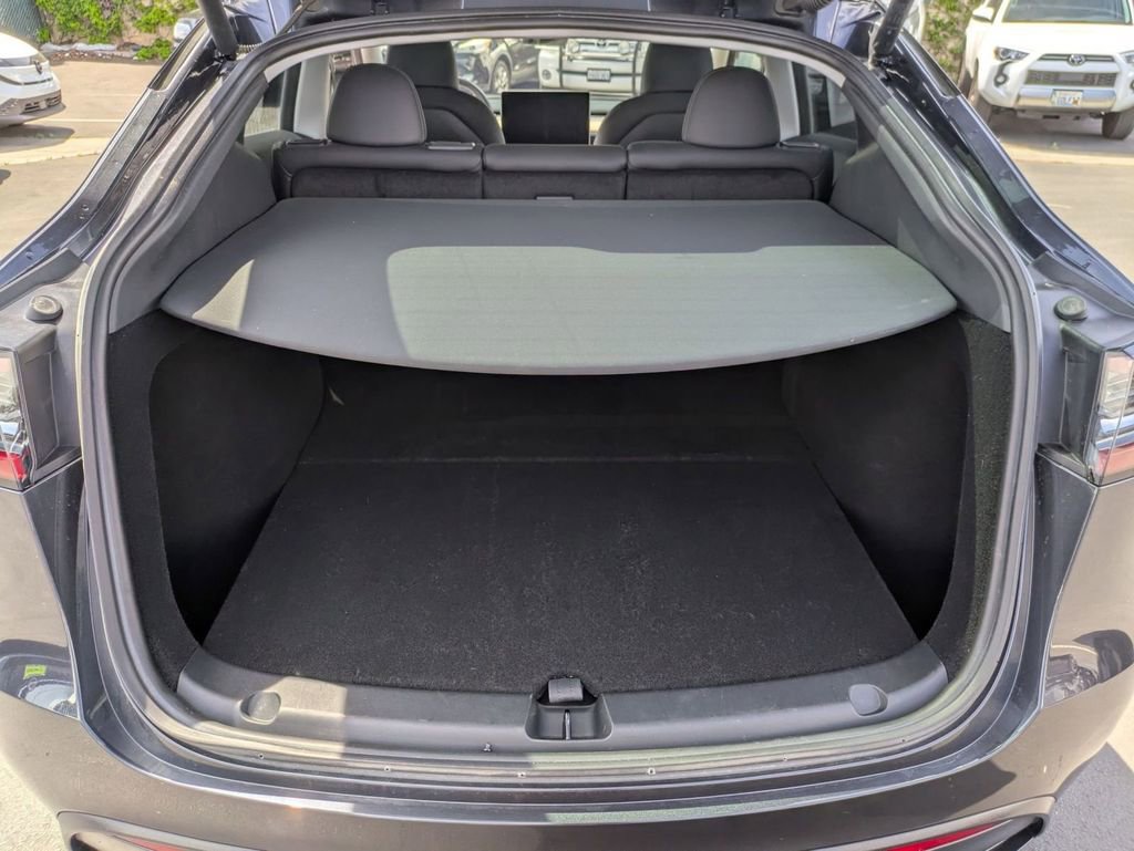 Used 2024 Tesla Model Y Long Range image 20