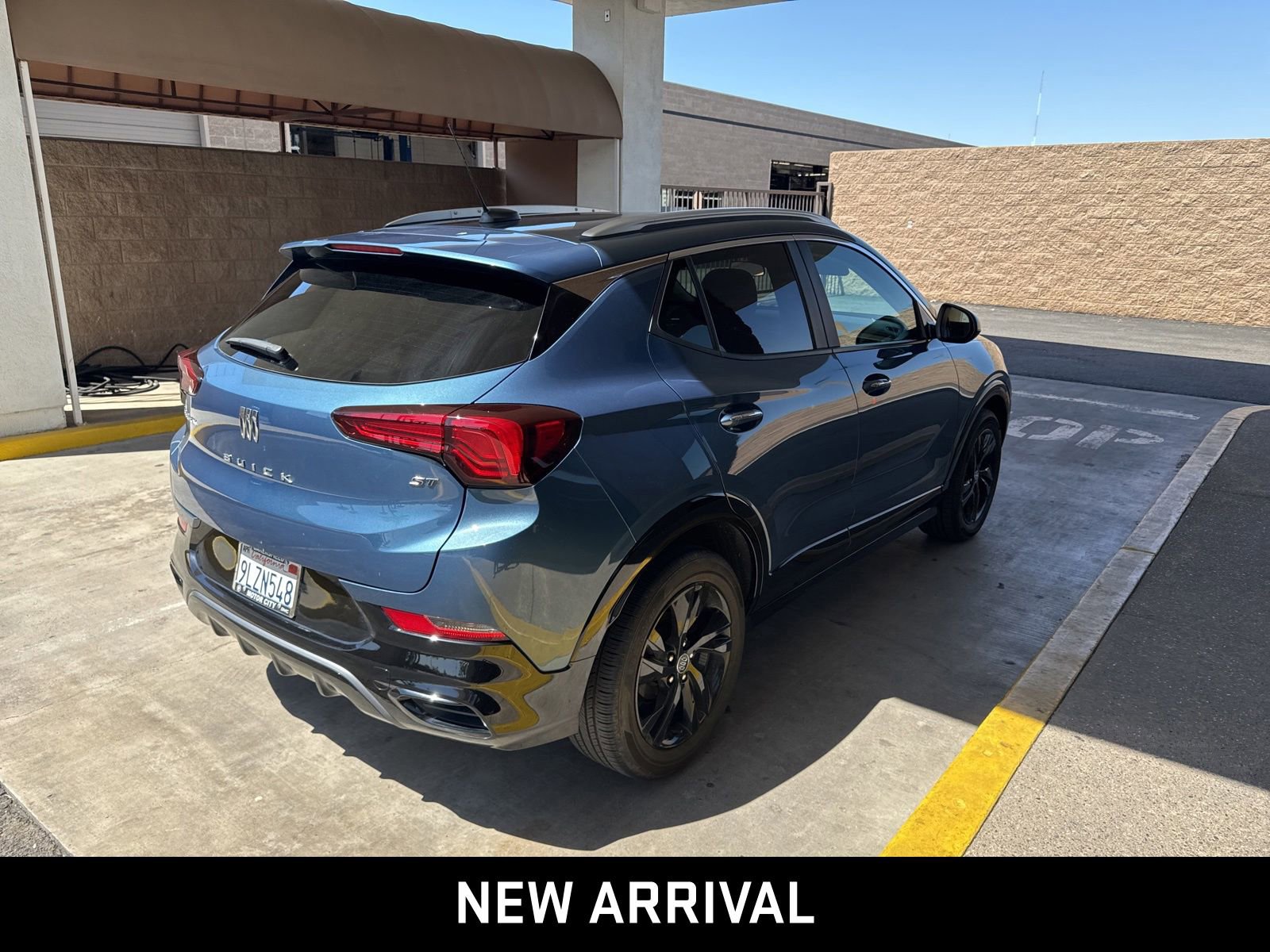 Certified 2024 Buick Encore GX Sport Touring FWD image 4