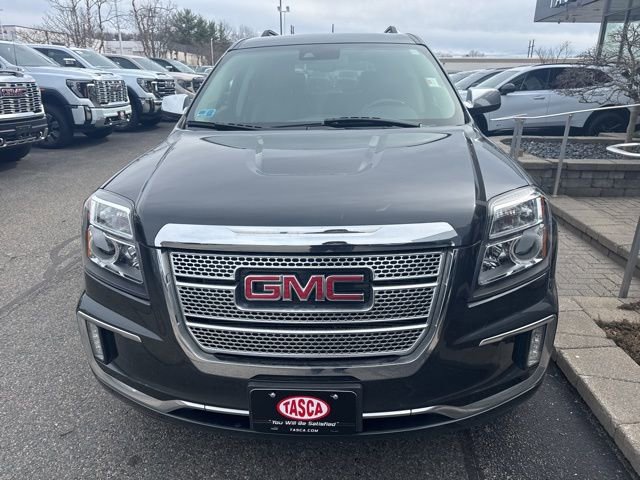 Used 2017 GMC Terrain Denali image 2