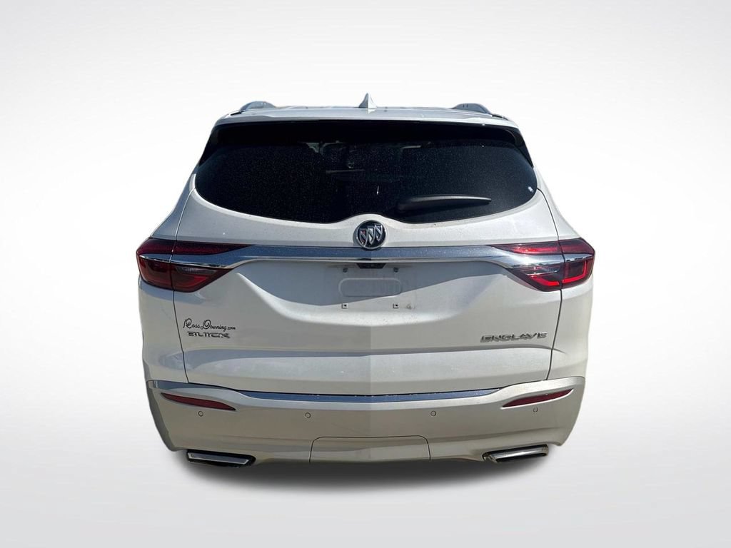 Used 2018 Buick Enclave Avenir w/ Avenir Technology Package FWD image 8