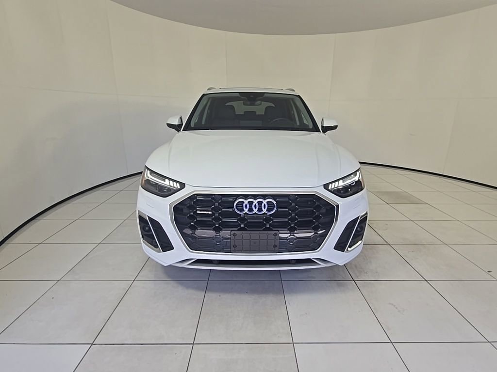 Used 2024 Audi Q5 2.0T Prestige image 2