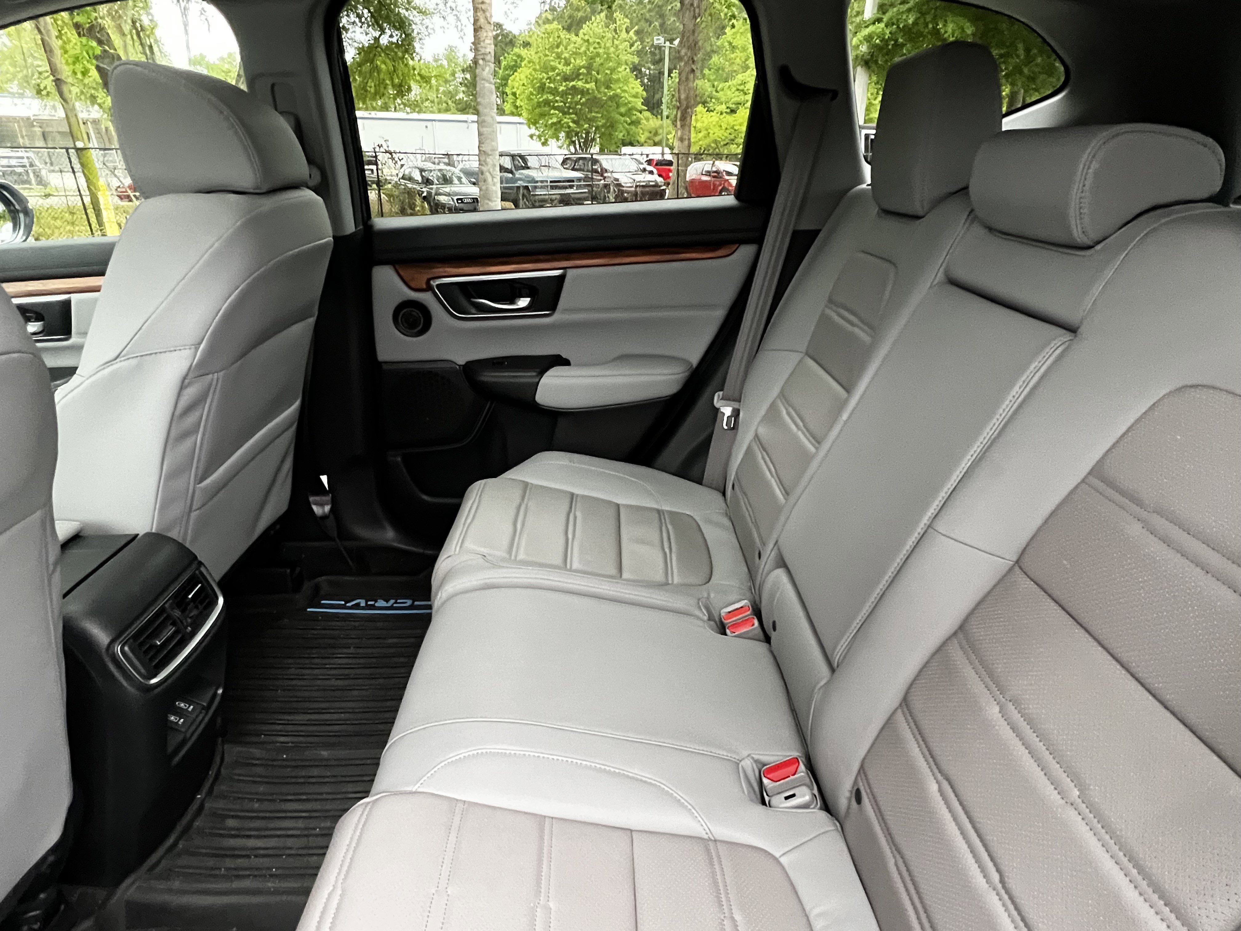 Used 2017 Honda CR-V Touring image 32