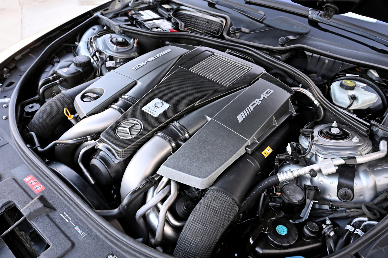 Used 2011 Mercedes-Benz CL 63 AMG CL 63 AMG RWD image 39