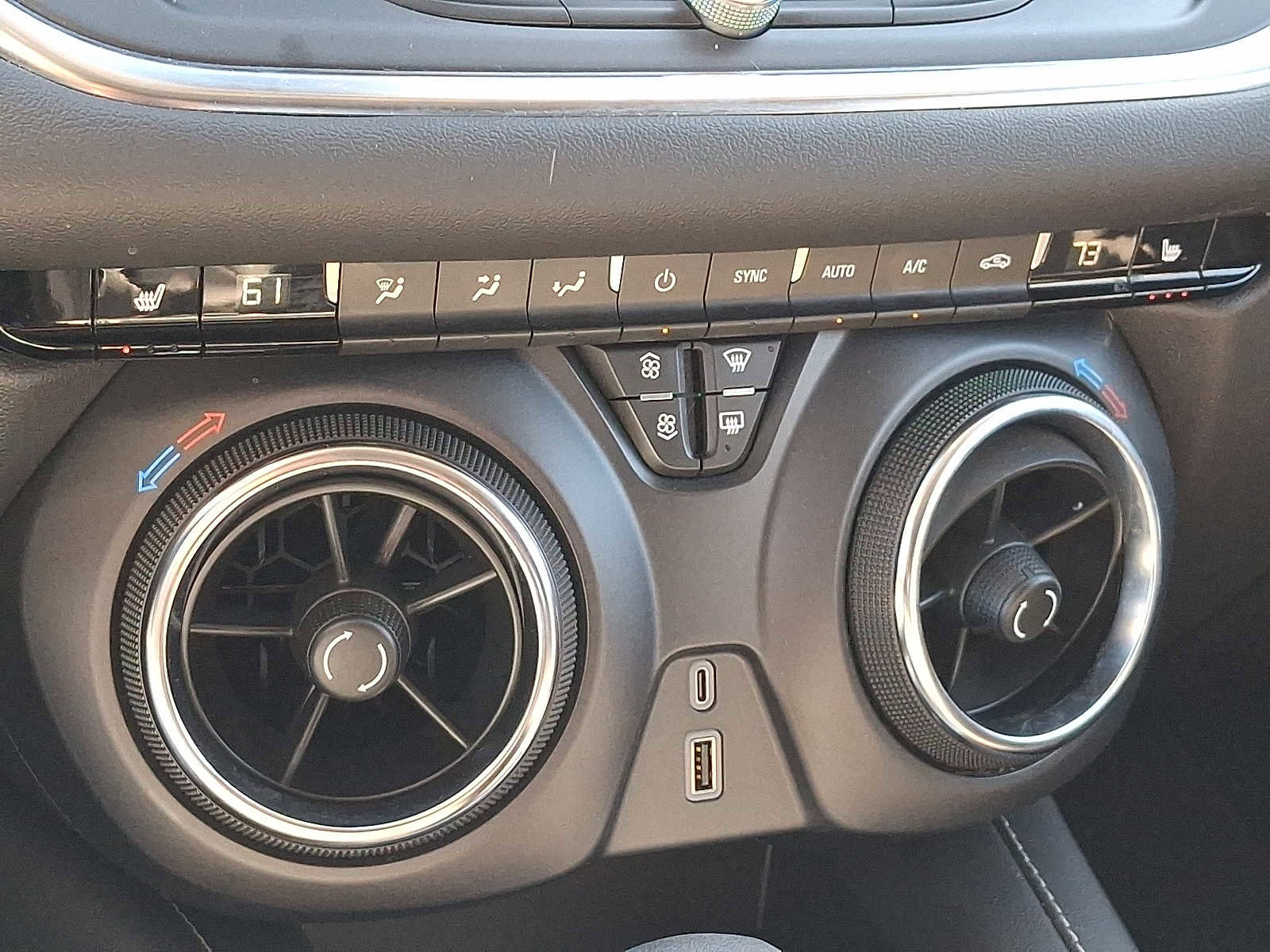 Used 2025 Chevrolet Blazer LT AWD/4WD image 15