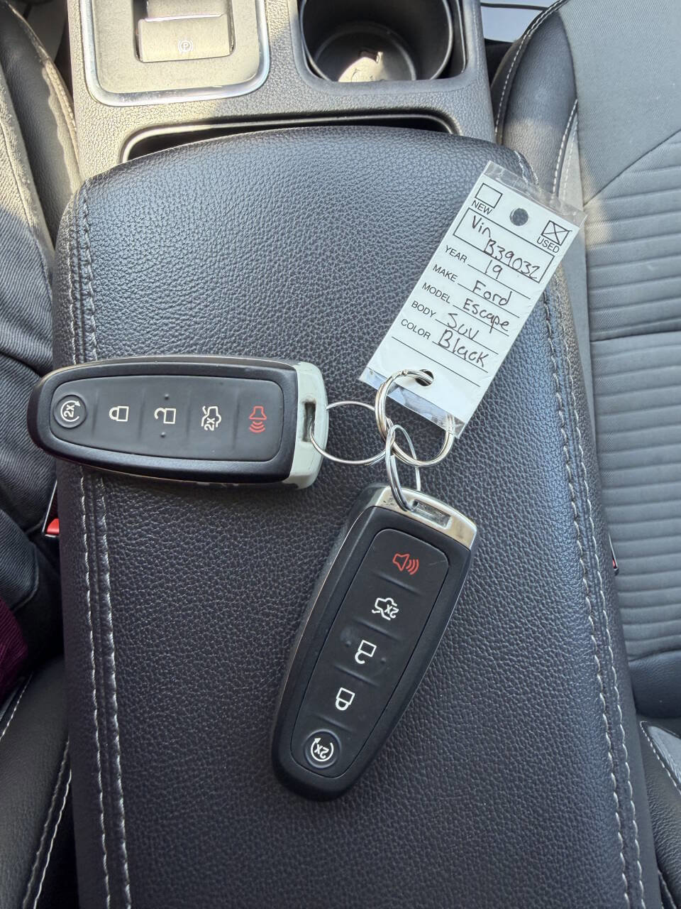 Used 2019 Ford Escape Titanium image 26