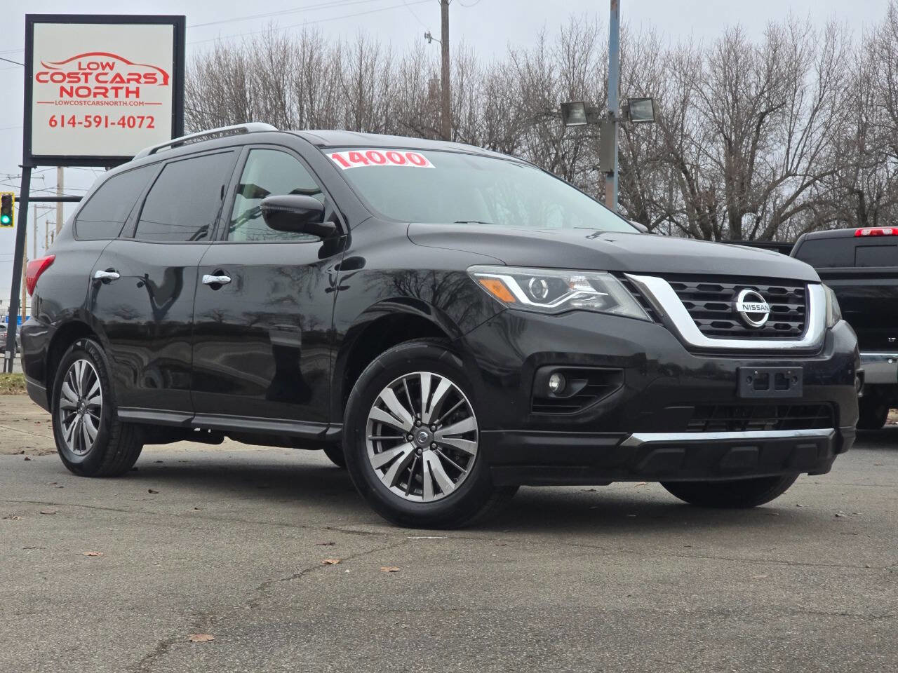 Used 2019 Nissan Pathfinder SV