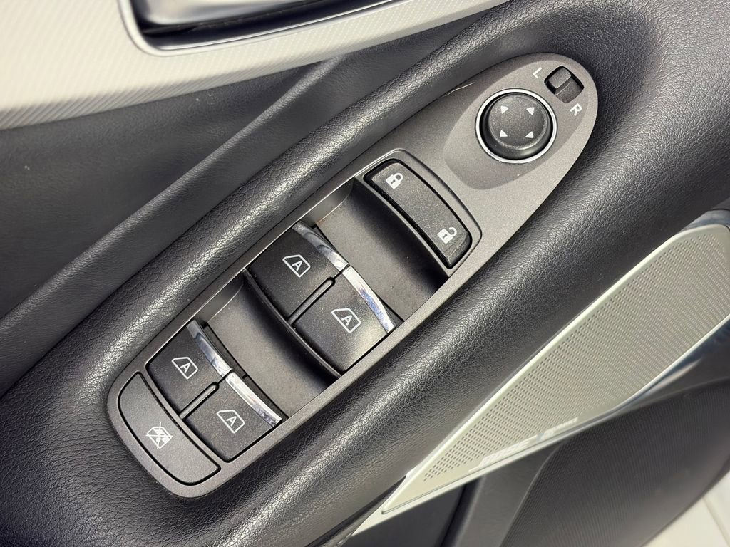 Used 2021 INFINITI Q50 Luxe w/ Seat & Sound Package AWD/4WD image 24