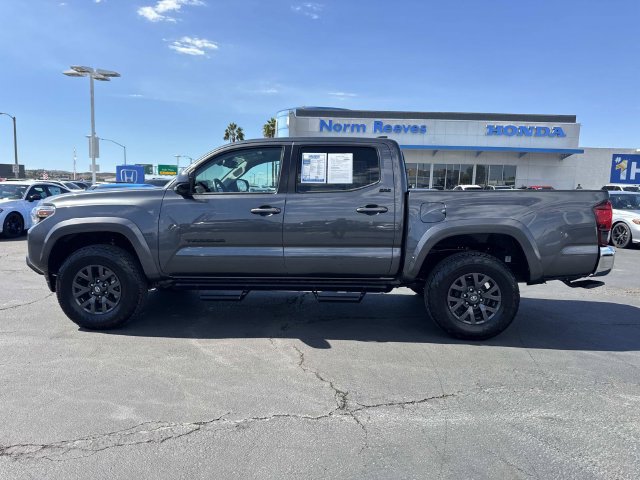 Used 2023 Toyota Tacoma SR5 RWD image 2