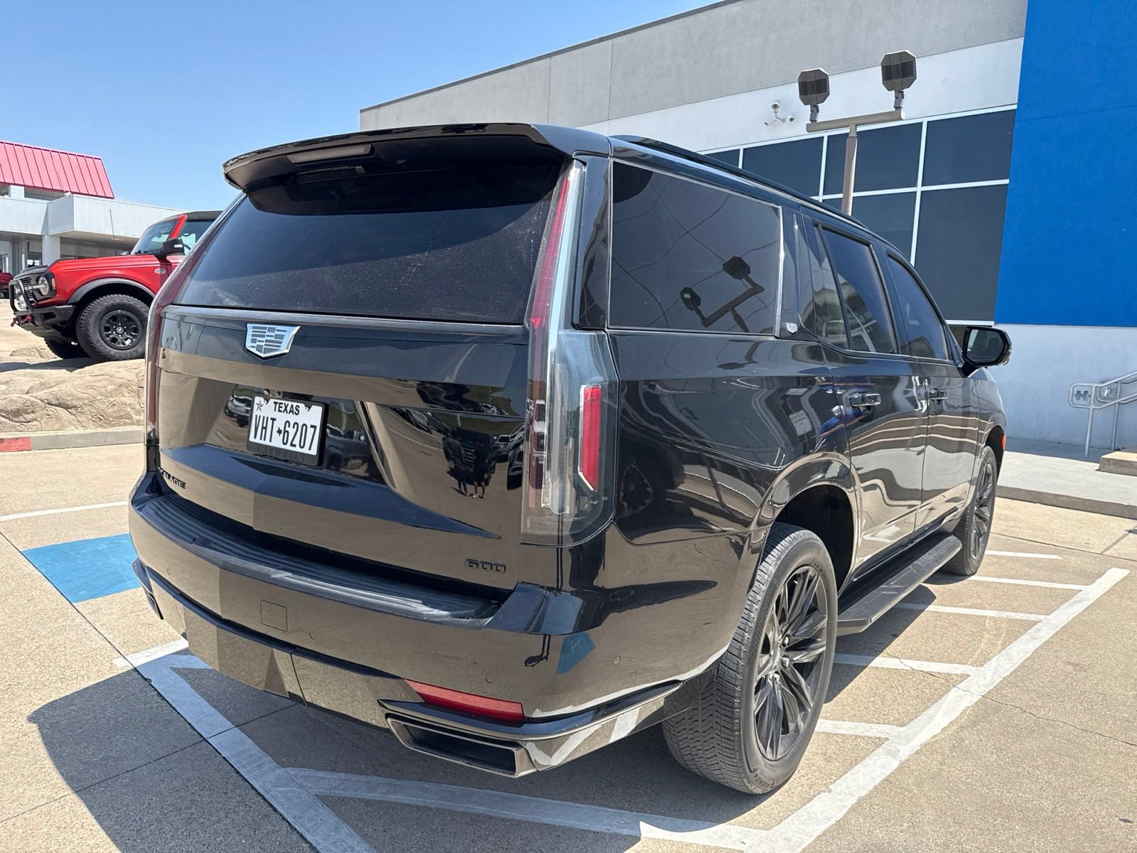 Used 2022 Cadillac Escalade Sport RWD image 7
