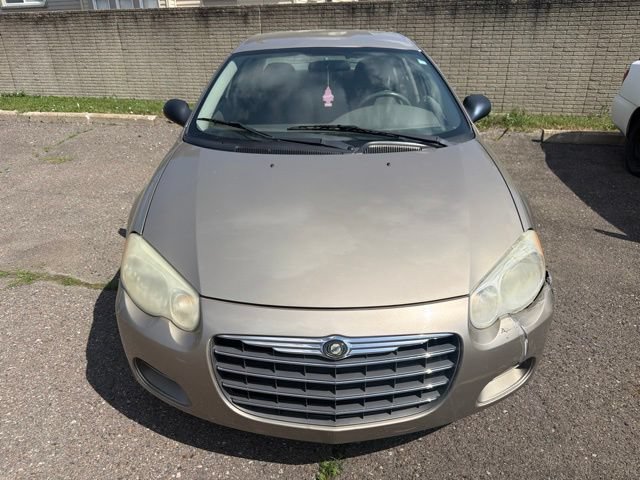 Used 2004 Chrysler Sebring LX FWD image 2