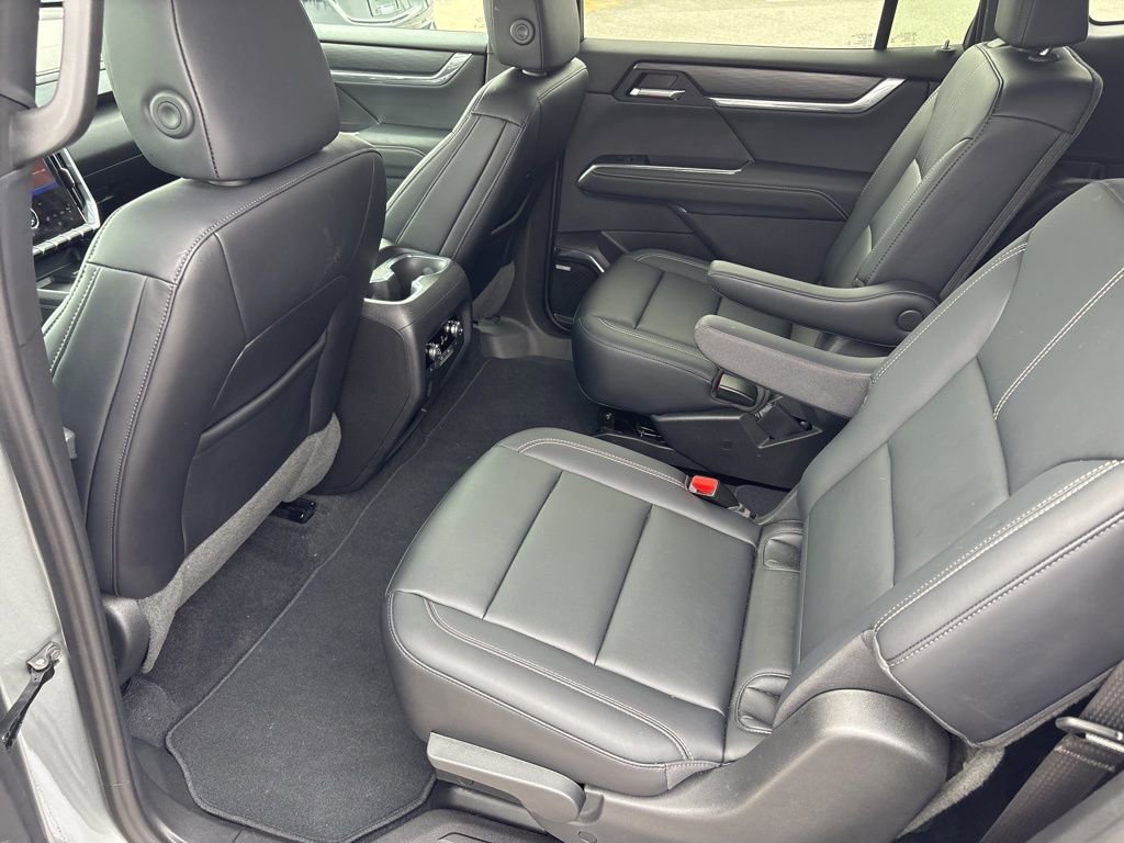 Certified 2024 GMC Acadia Elevation w/ Luxury Package image 15