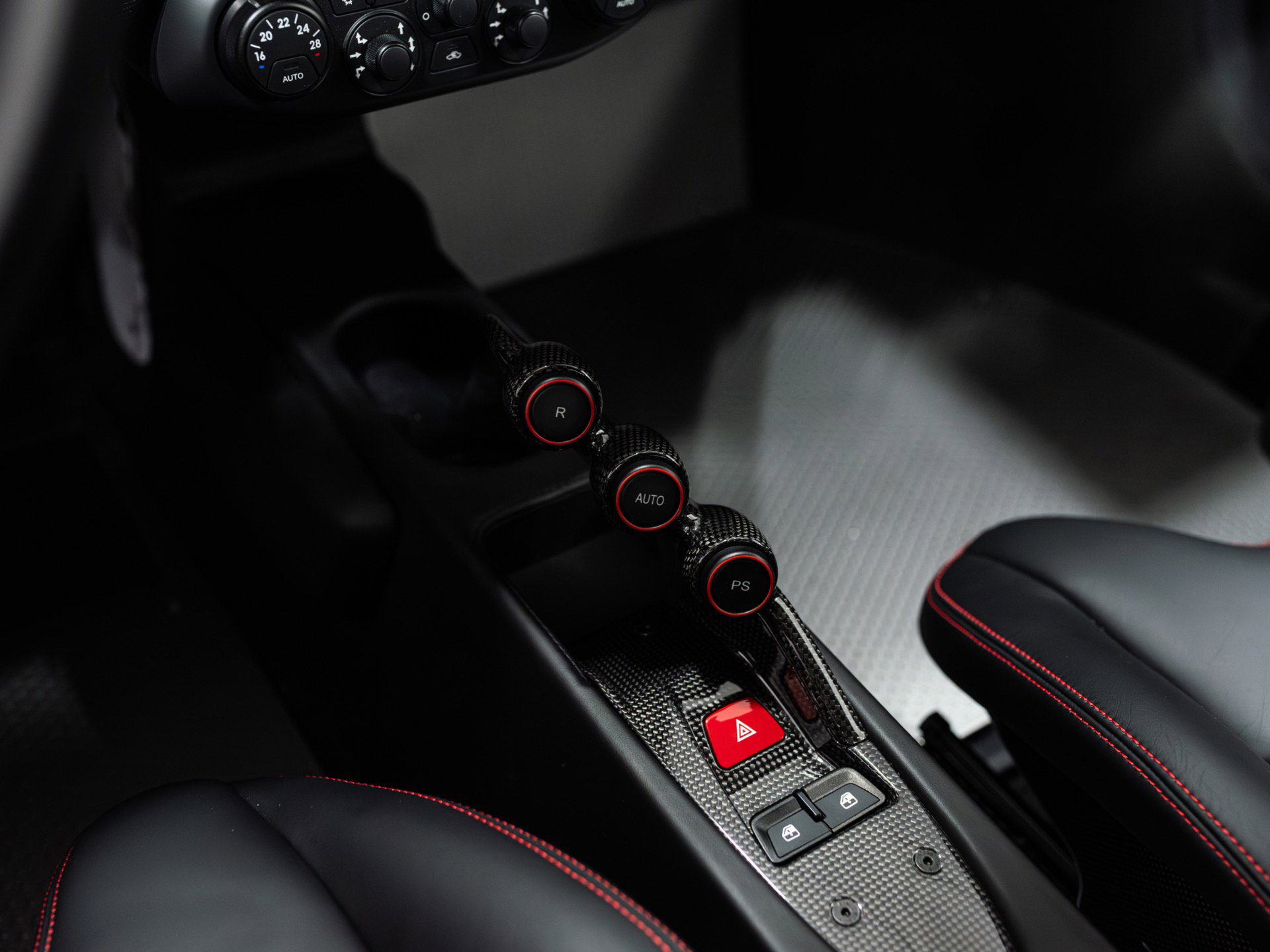 Used 2015 Ferrari 458 Speciale Coupe image 34