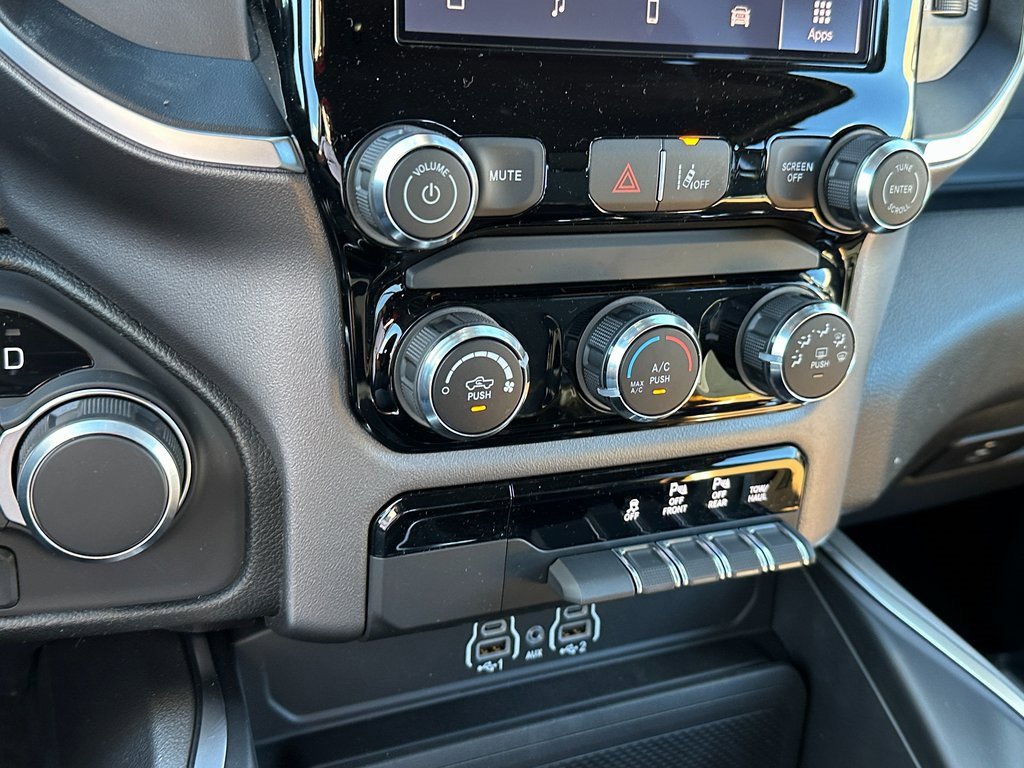 New 2026 RAM 1500 Express image 26