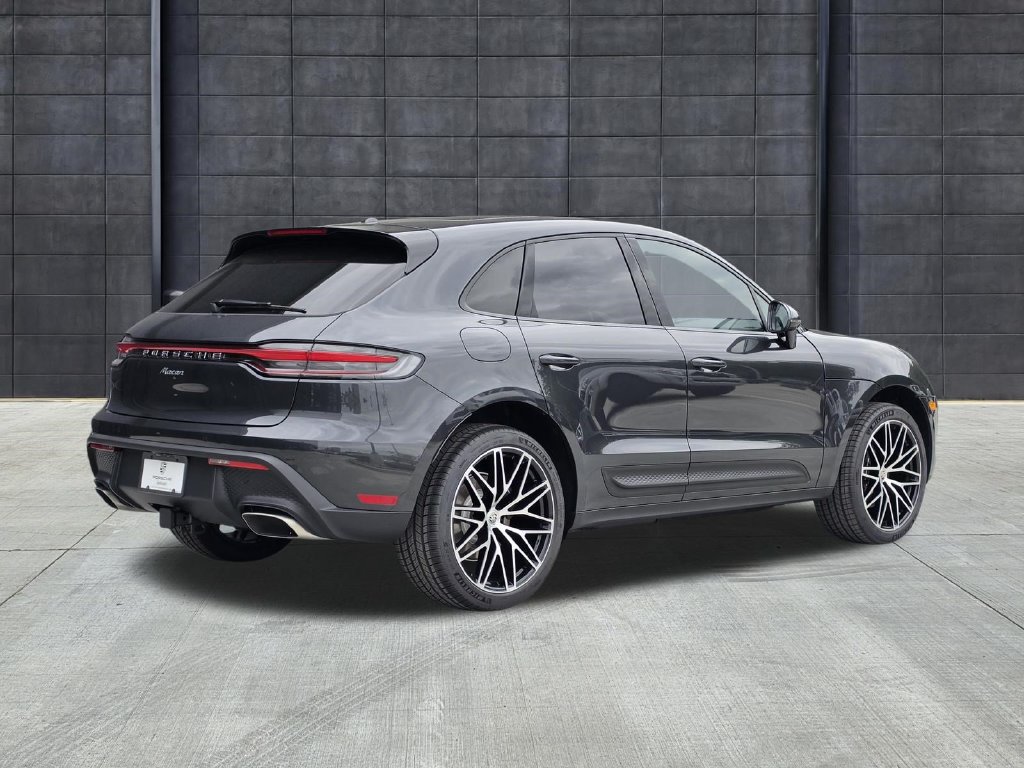 New 2026 Porsche Macan AWD/4WD image 8