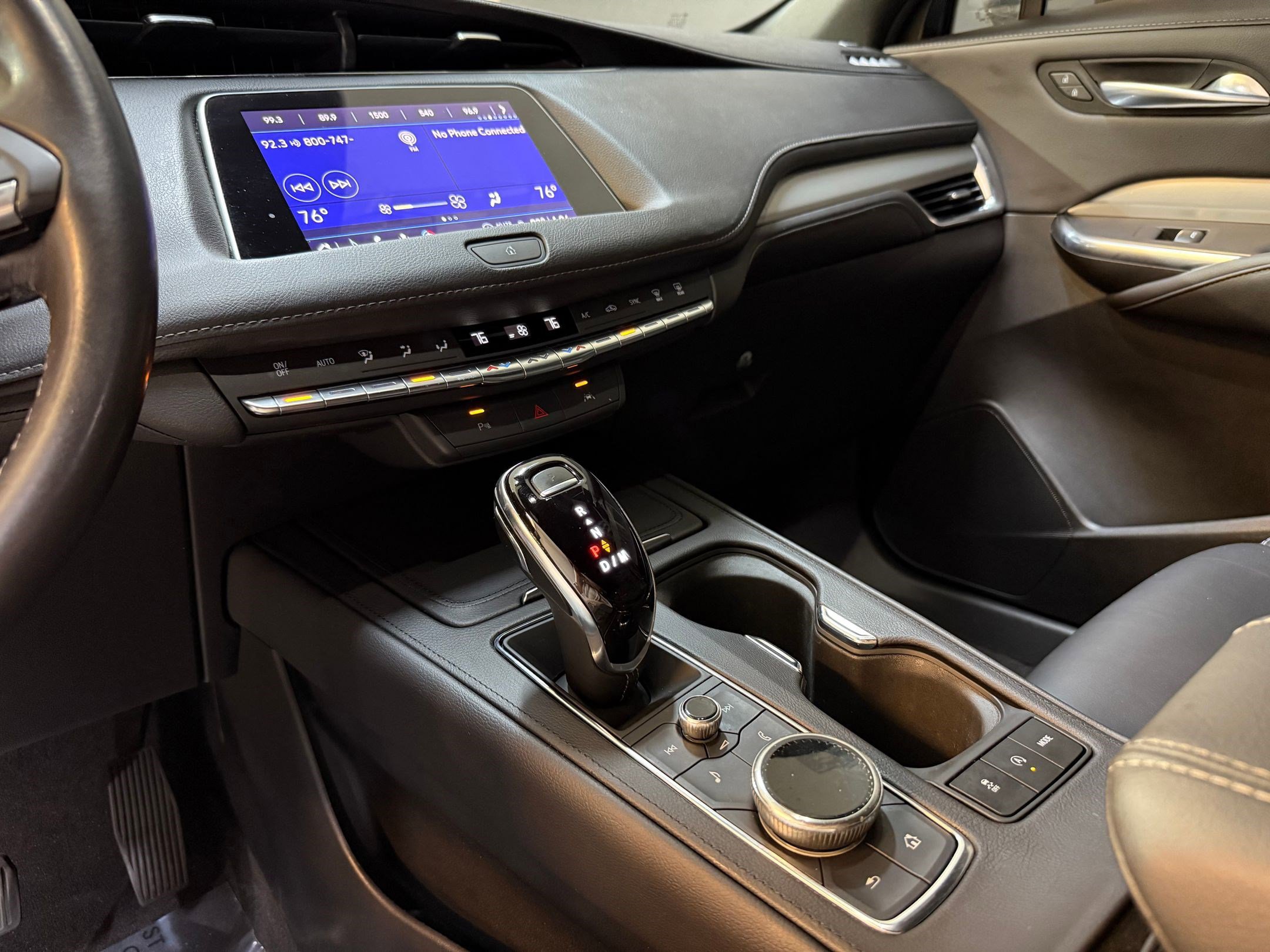 Certified 2023 Cadillac XT4 Premium Luxury image 26