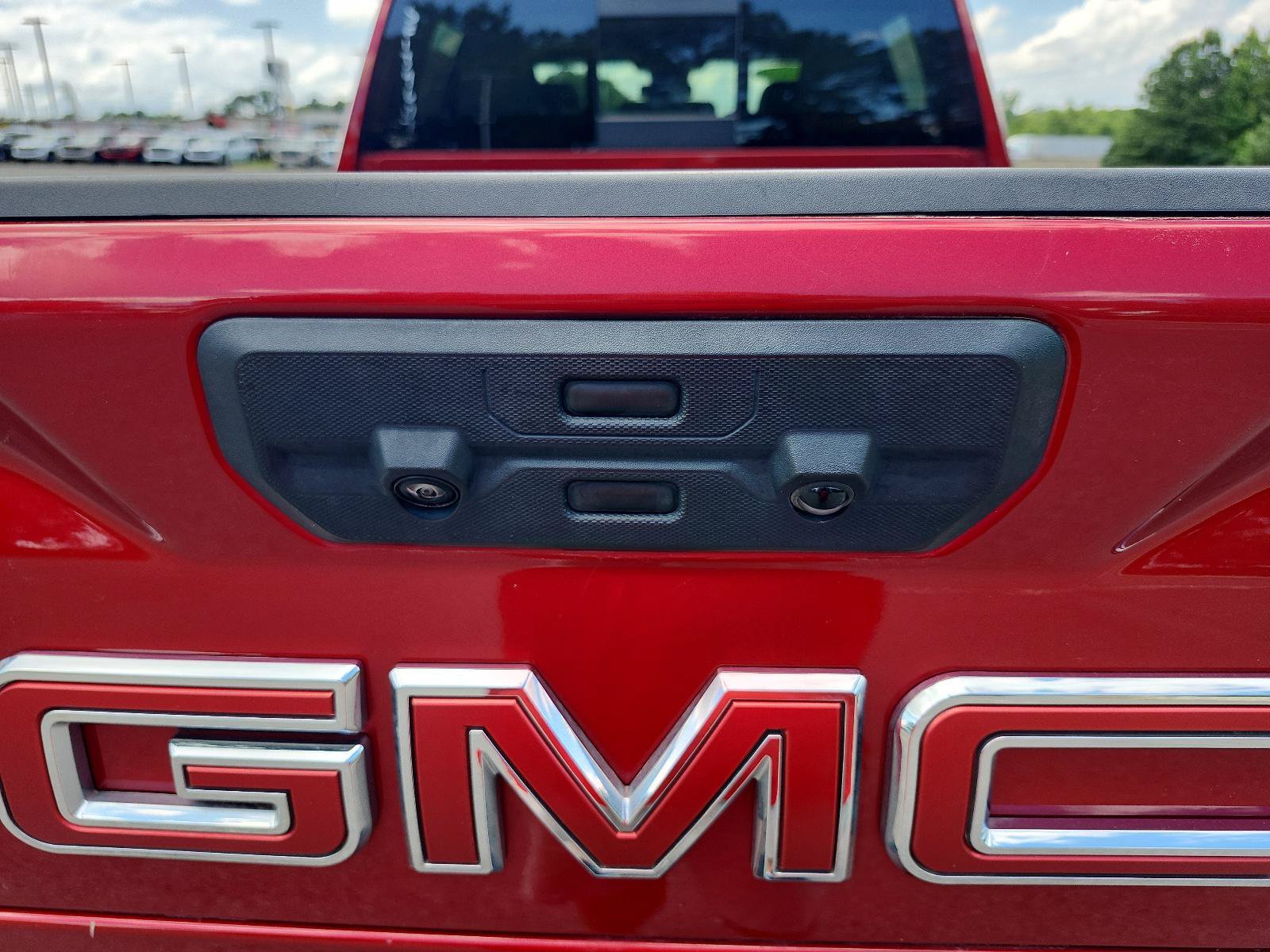 Used 2025 GMC Sierra 2500 SLT w/ SLT Premium Package AWD/4WD image 14