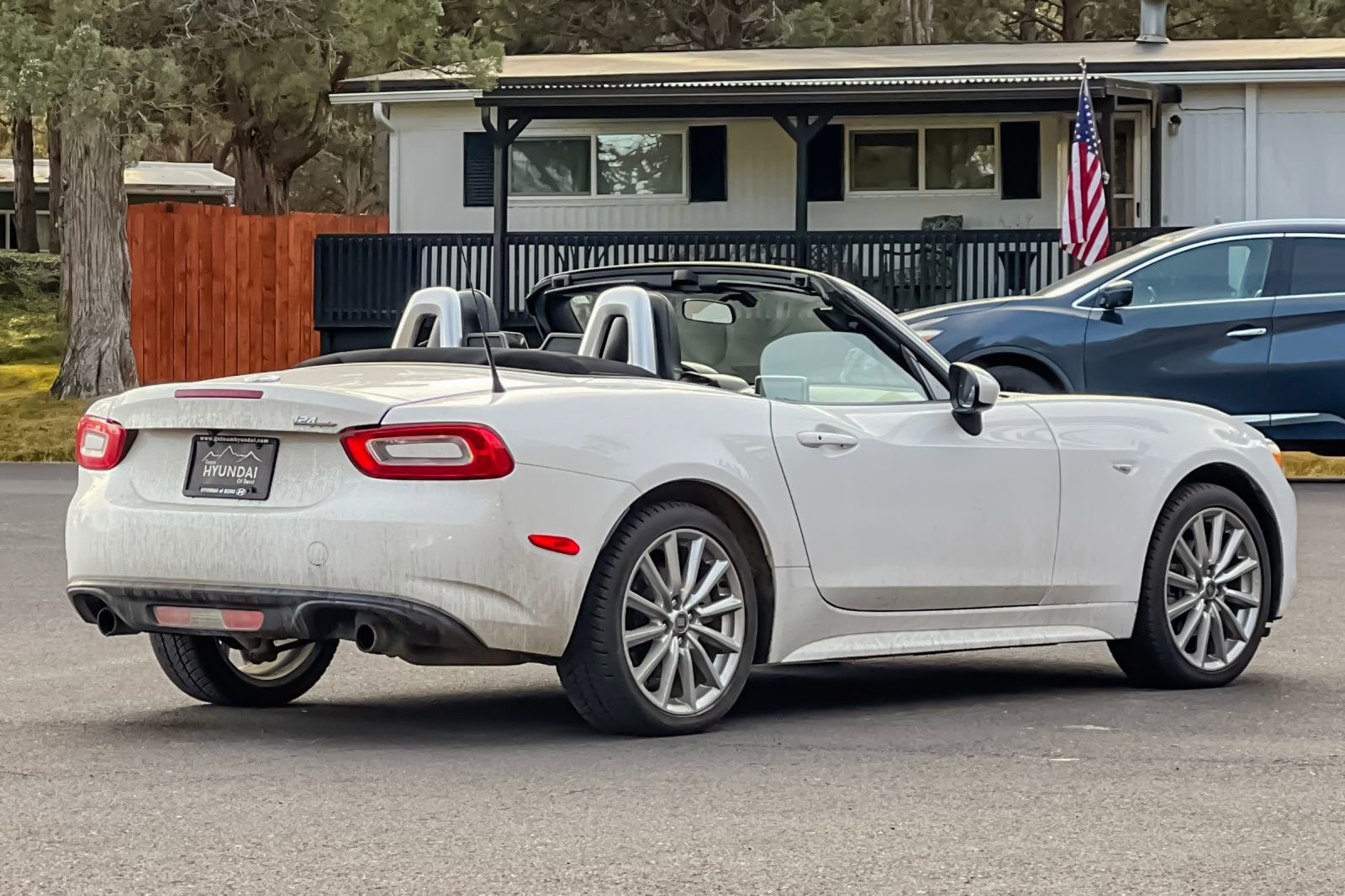 Used 2017 FIAT 124 Spider Lusso image 4