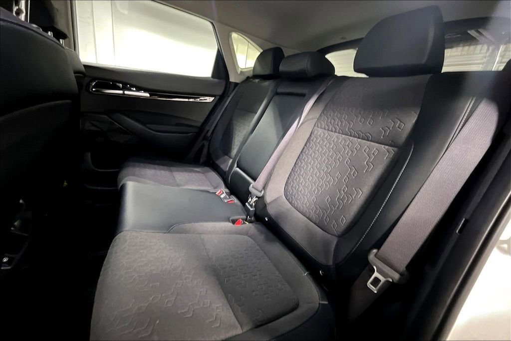 Used 2026 Kia Seltos S FWD image 18