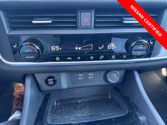 Certified 2024 Nissan Rogue SV w/ SV Premium Package AWD/4WD image 15