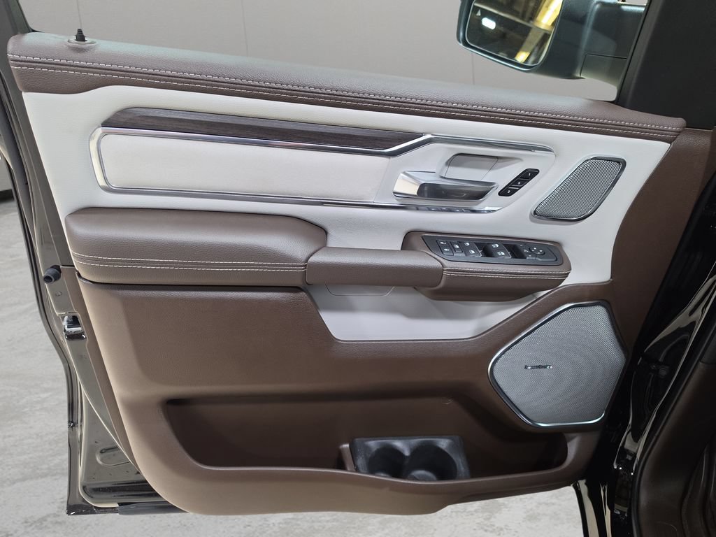 New 2027 RAM 1500 Laramie w/ Advanced Safety Group II AWD/4WD image 12