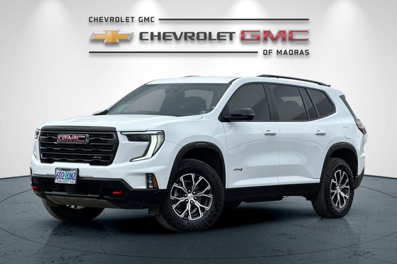 Used 2025 GMC Acadia AT4 w/ LPO, Floor Liner Package image 7