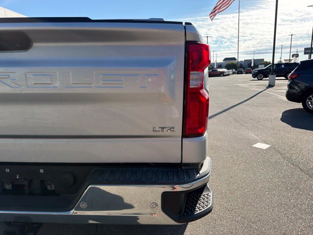 Used 2020 Chevrolet Silverado 1500 LTZ w/ LTZ Plus Package RWD image 21