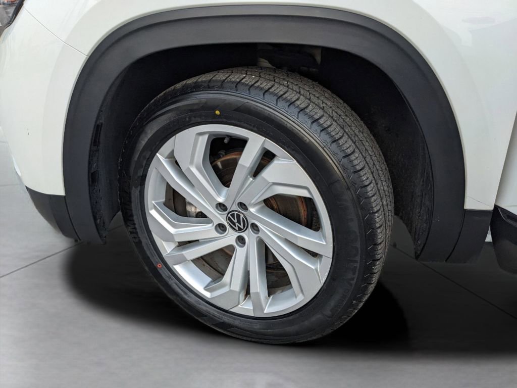 Certified 2023 Volkswagen Atlas SE image 34
