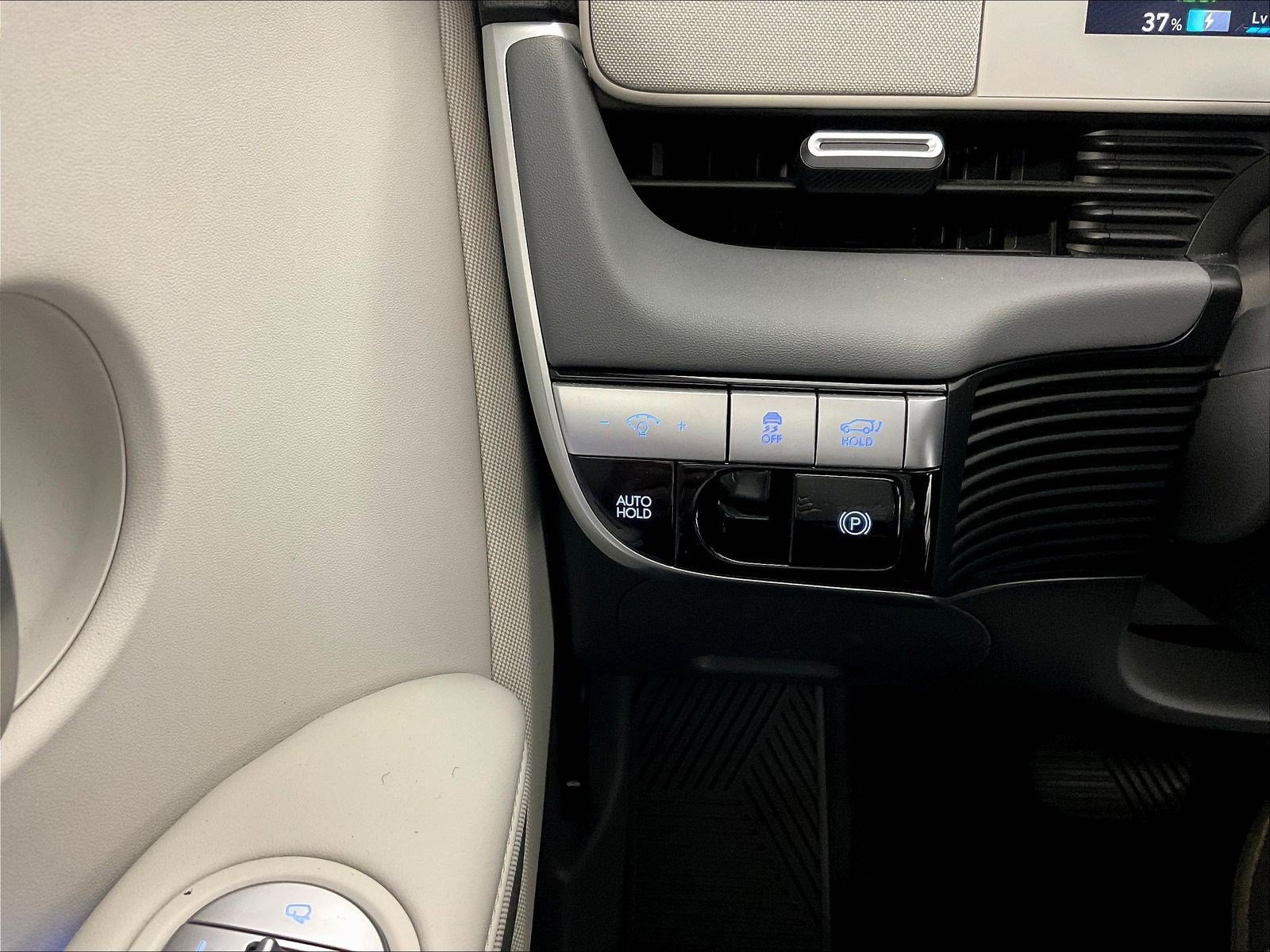 Used 2022 Hyundai Ioniq 5 SEL RWD image 15