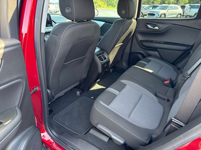 Used 2023 Chevrolet Blazer LT w/ Convenience Package FWD image 16