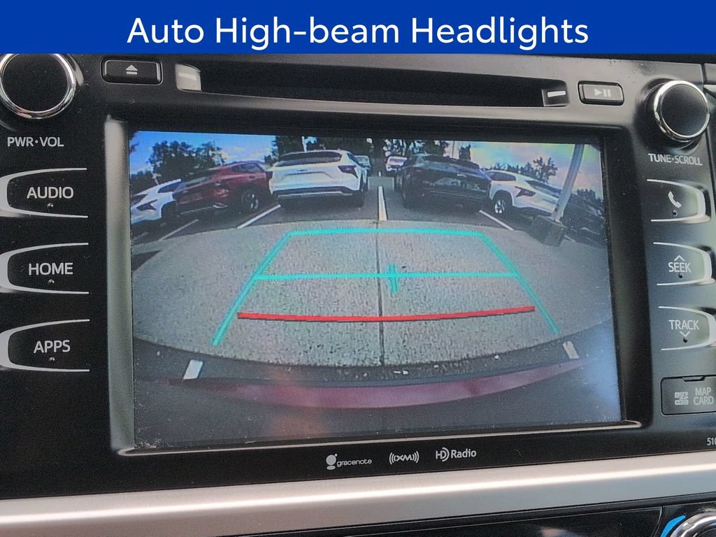 Used 2019 Toyota Highlander SE w/ Carpet Mat Package (TMS) AWD/4WD image 19