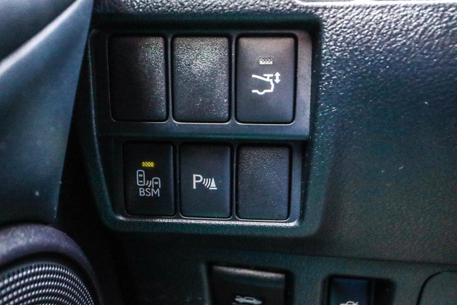 Used 2016 Lexus RC F image 12