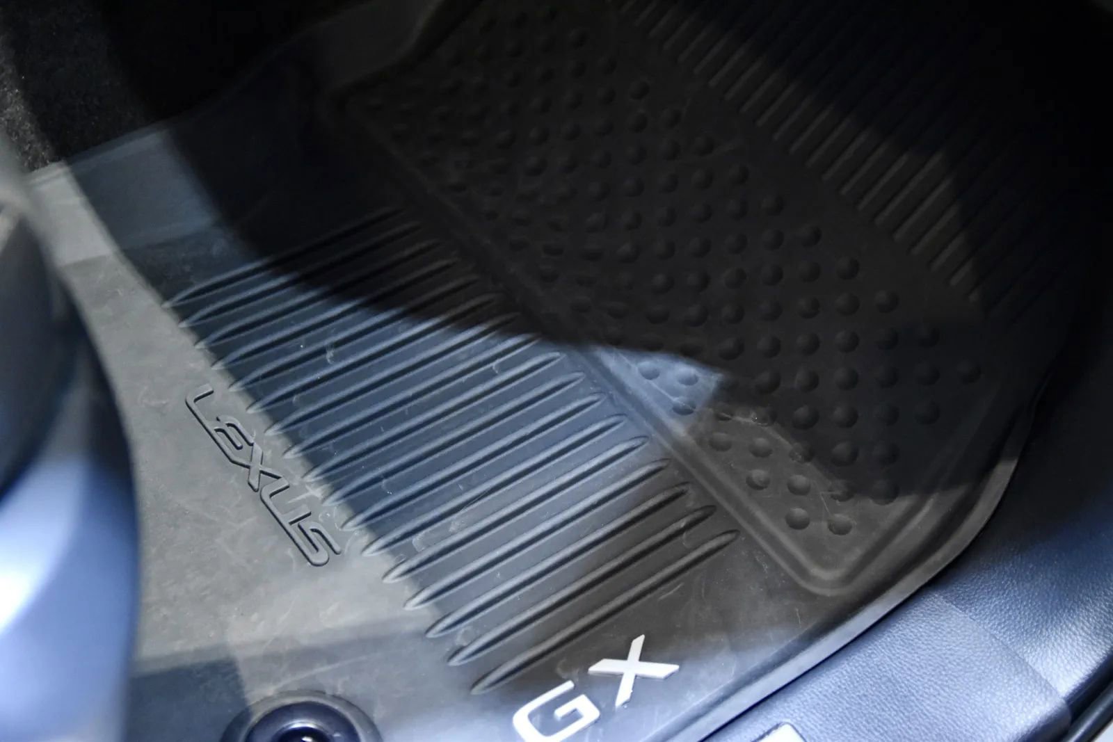 Used 2025 Lexus GX 550 image 36