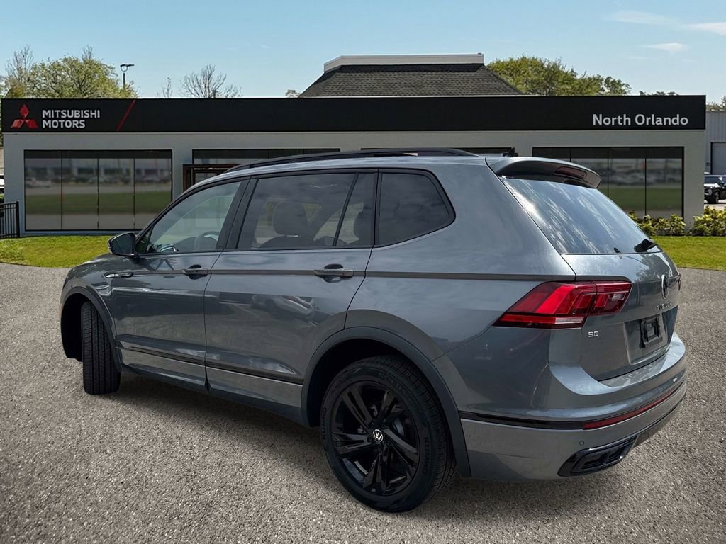 Used 2023 Volkswagen Tiguan SE R-Line image 3