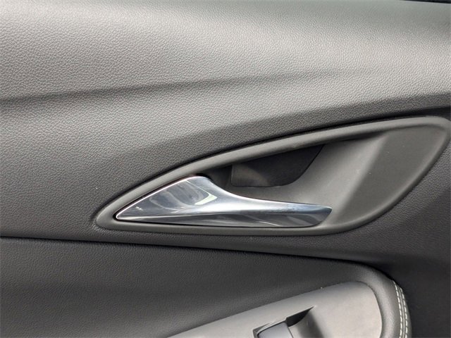 Used 2023 Buick Encore GX Select w/ Sport Touring Package image 27