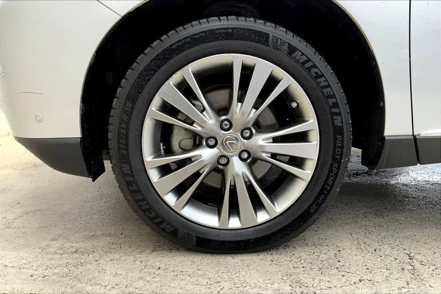Used 2013 Lexus RX 450h FWD w/ Navigation Pkg image 9