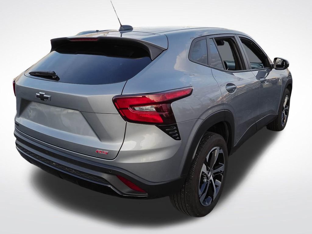 Used 2024 Chevrolet Trax RS w/ Driver Confidence Package image 7