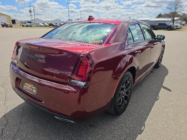 Used 2023 Chrysler 300 Touring L w/ Popular Equipment Group AWD/4WD image 5