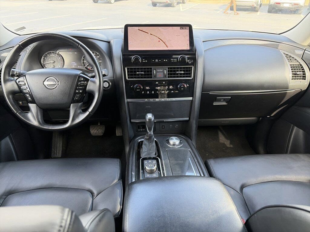 Used 2024 Nissan Armada SV image 14