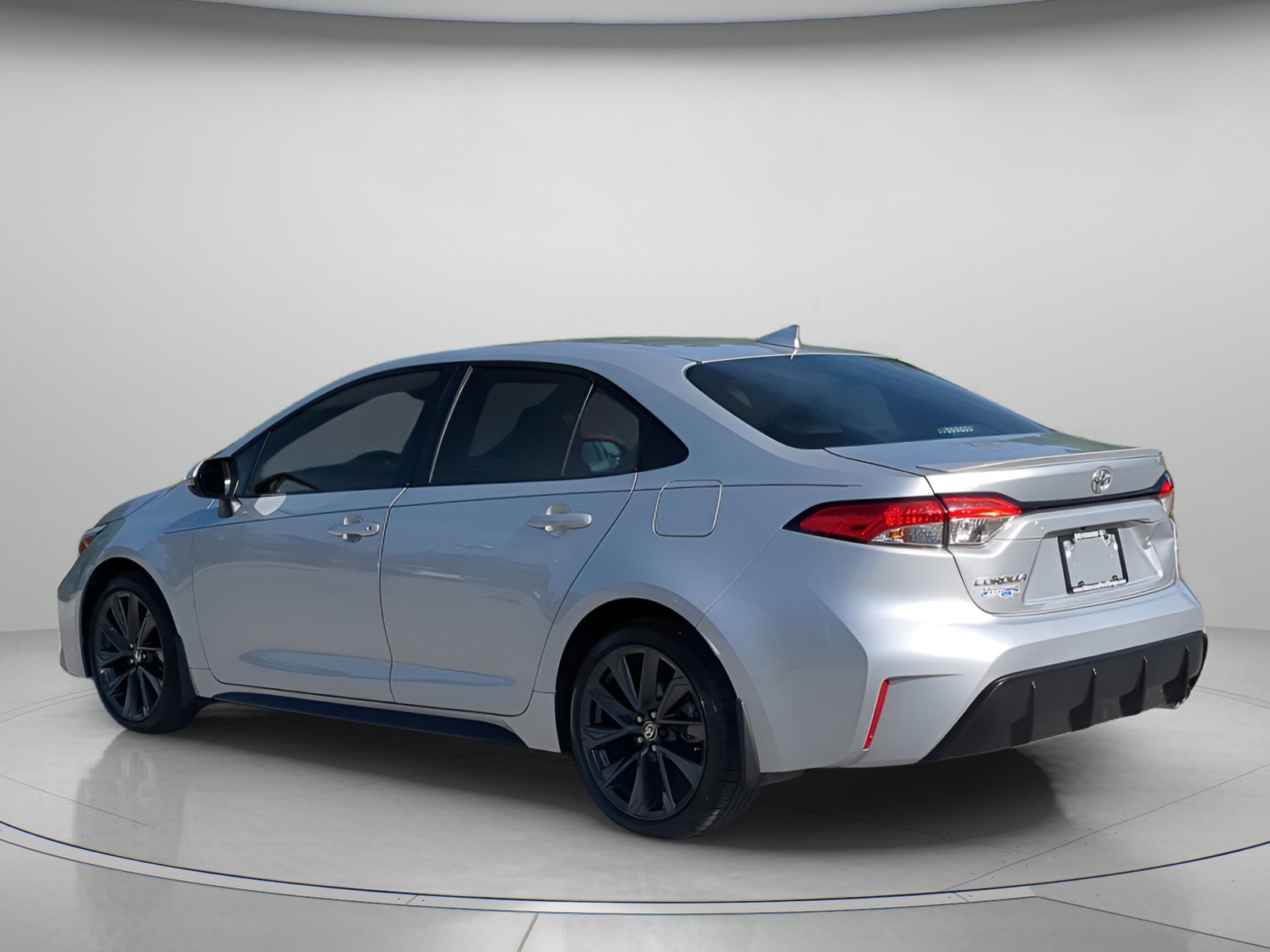 Used 2024 Toyota Corolla SE FWD image 7