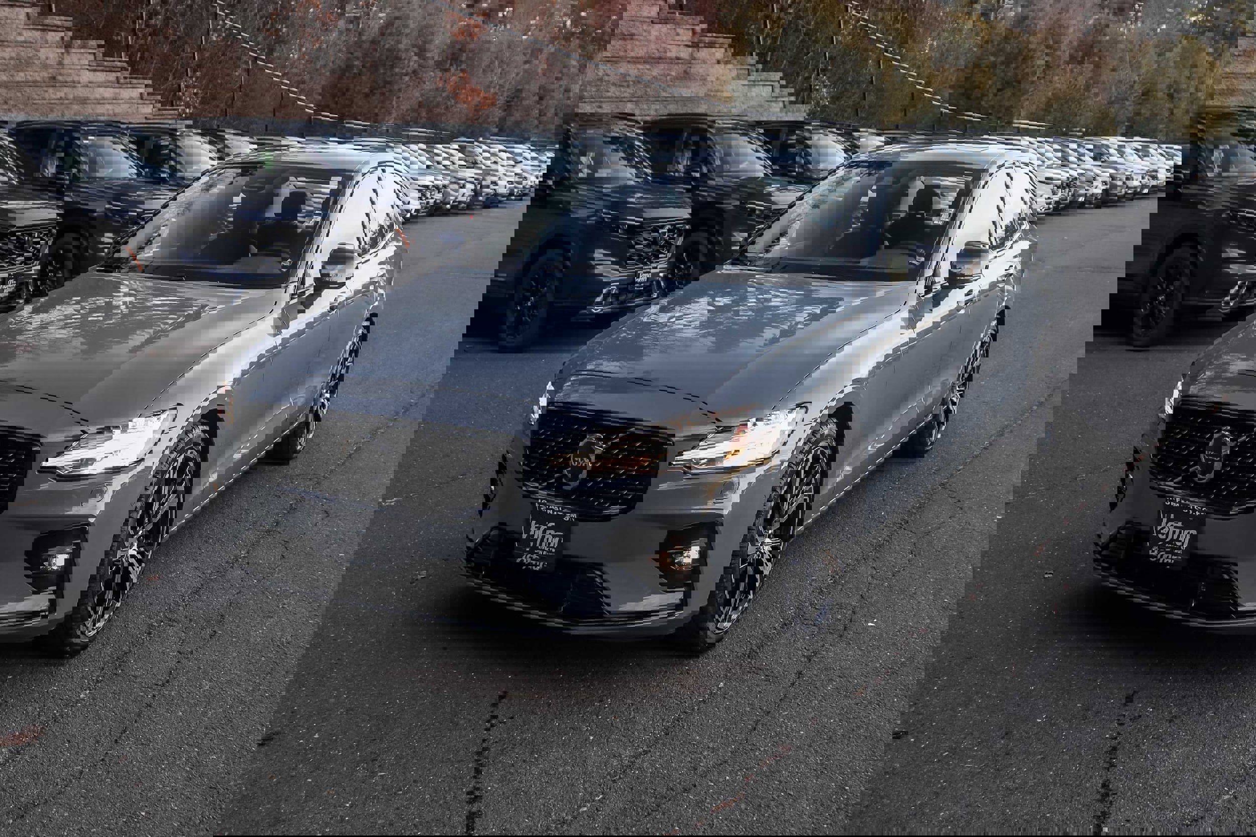 Used 2023 Volvo S60 B5 Plus w/ Climate Package image 11