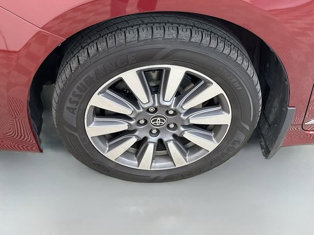 Used 2020 Toyota Sienna Limited Premium AWD/4WD image 37