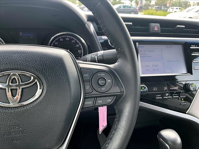 Used 2018 Toyota Camry SE FWD image 19