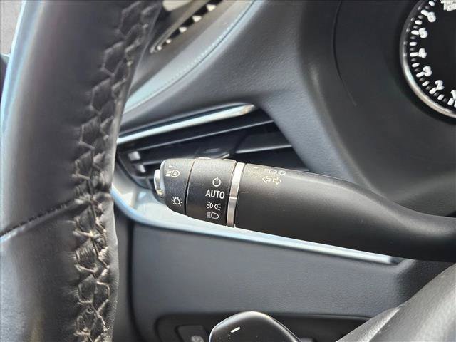 Used 2023 Buick Enclave Avenir w/ Avenir Technology Package FWD image 27
