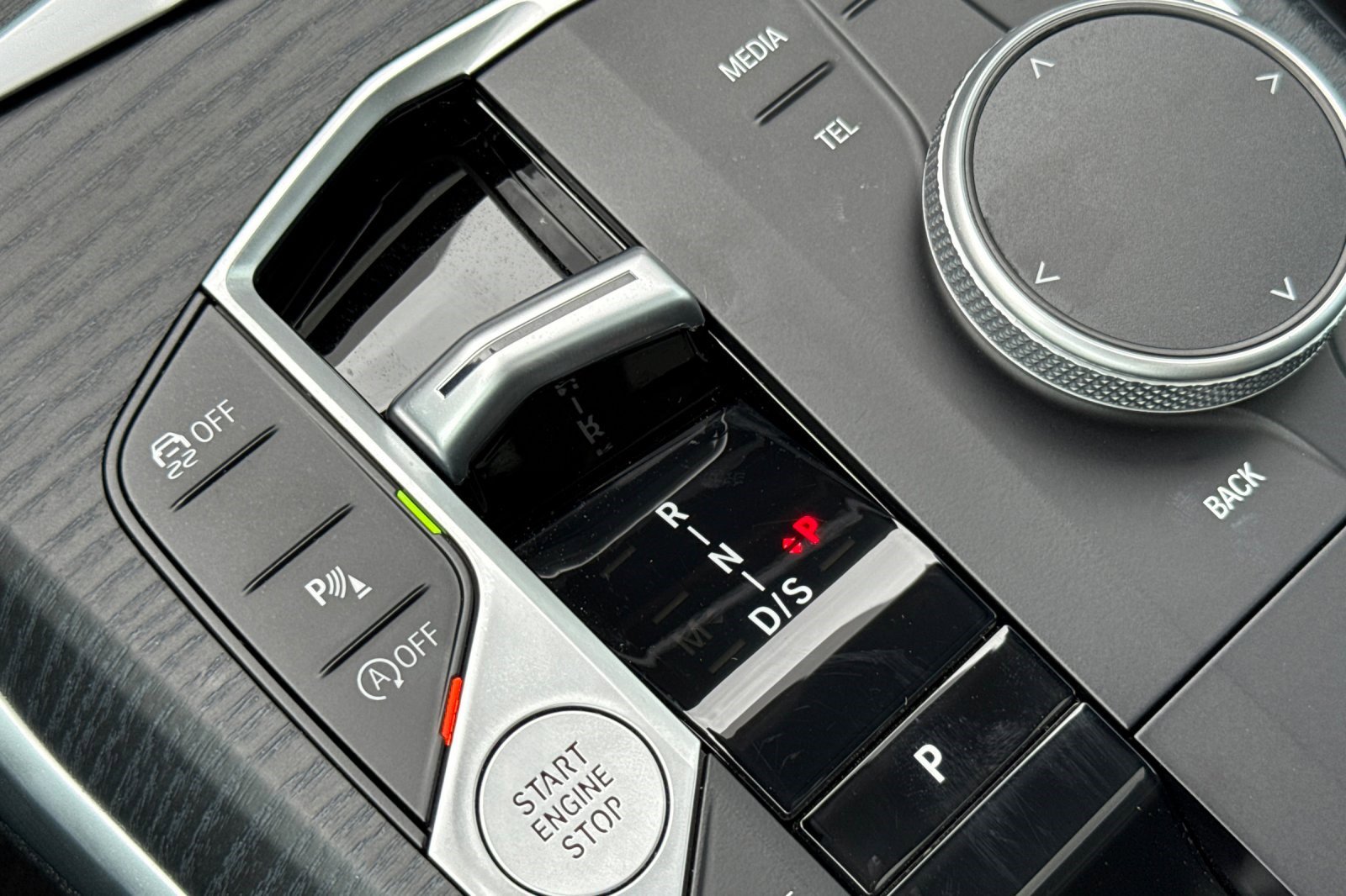 Used 2025 BMW 430i Coupe w/ Premium Package image 25