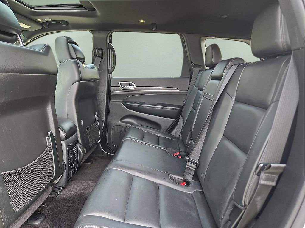 Used 2018 Jeep Grand Cherokee Limited image 10