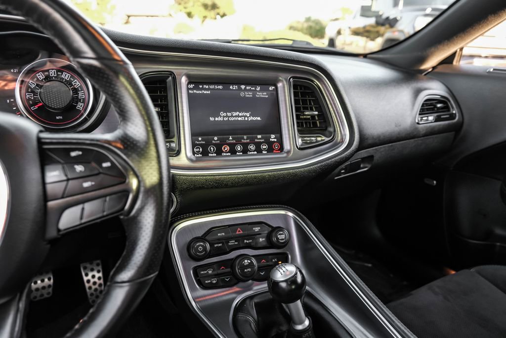 Used 2018 Dodge Challenger R/T Plus image 25