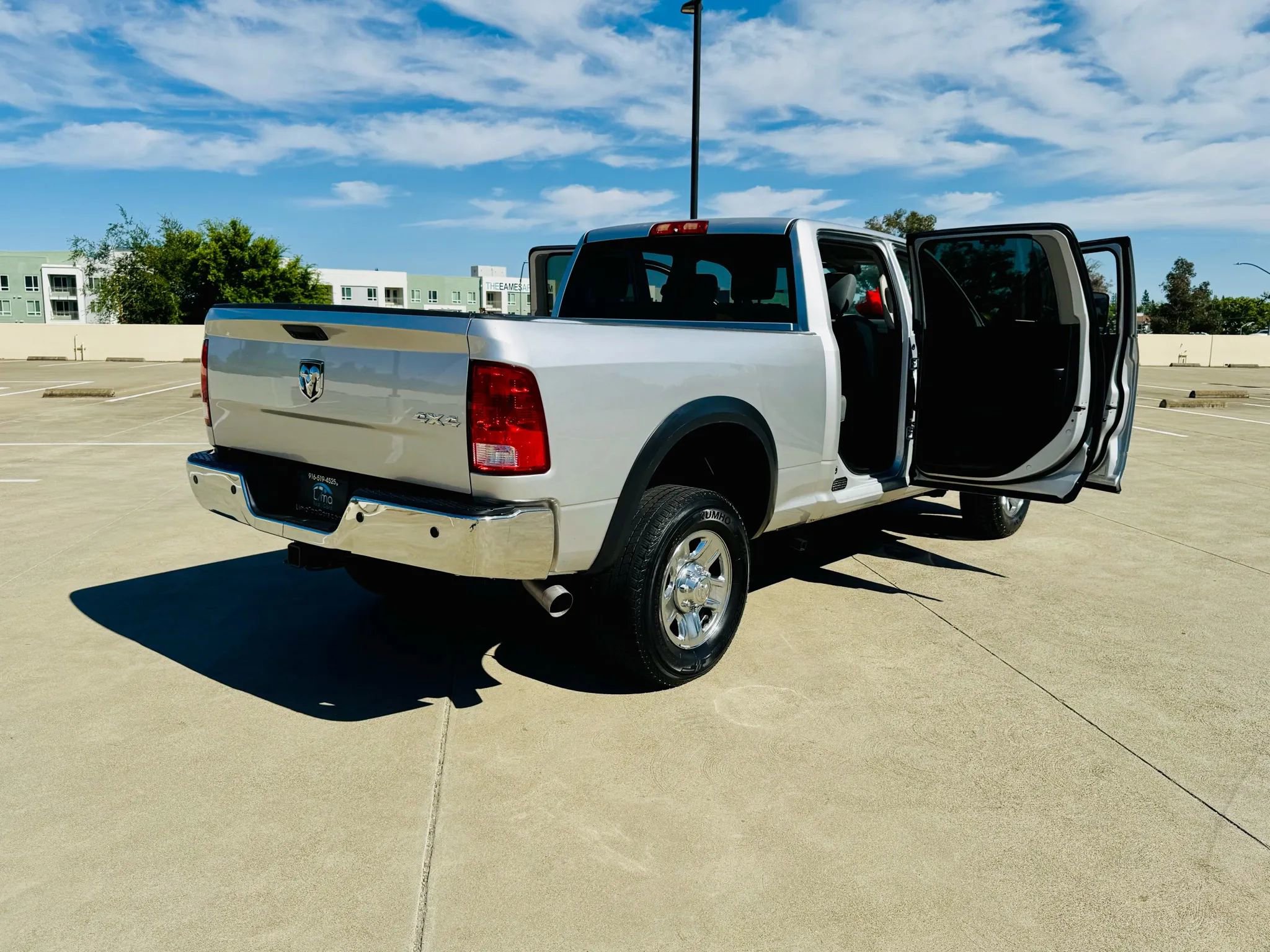Used 2018 RAM 2500 Tradesman w/ Chrome Appearance Group AWD/4WD image 36