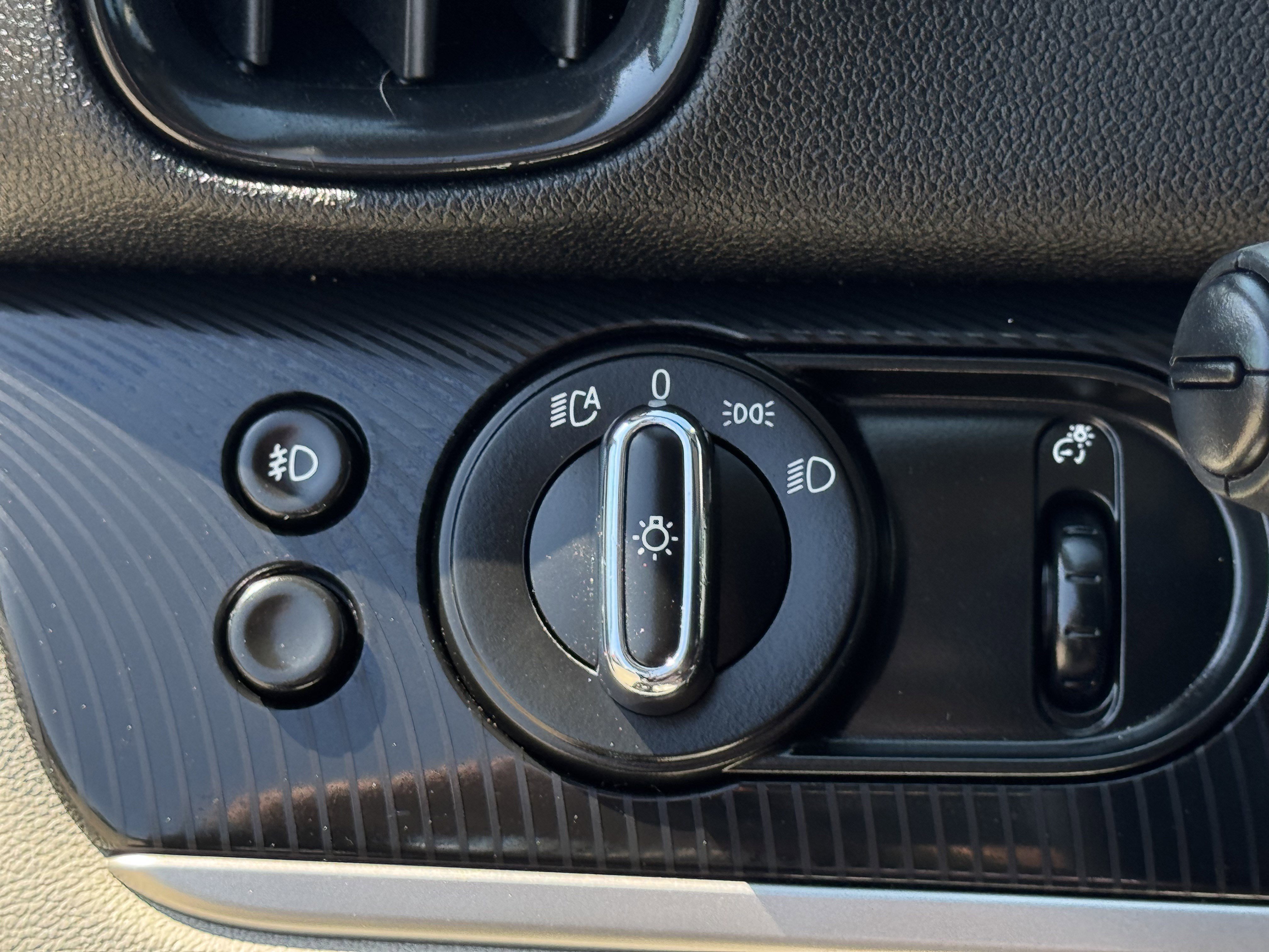 Used 2024 MINI Cooper Countryman S w/ Premium Package image 26