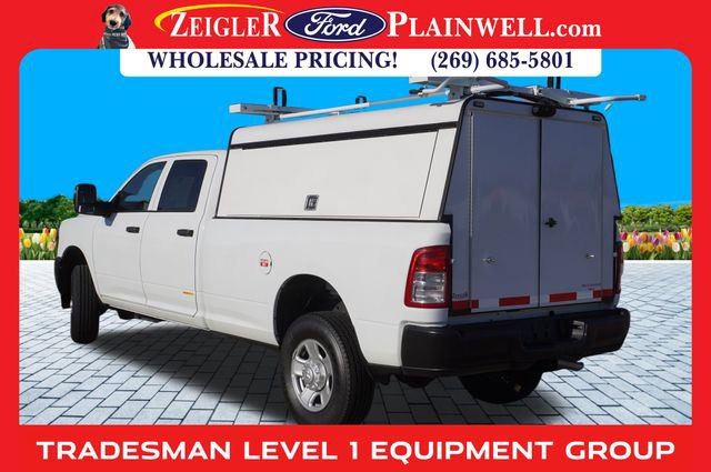 Used 2023 RAM 3500 Tradesman w/ Convenience Group image 3